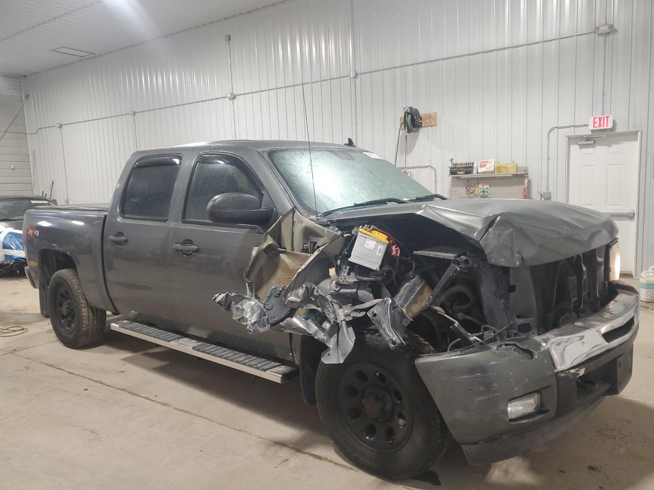 2011 Chevrolet Silverado VIN 3GCPKSE34BG335140 Copart auction photo, front end damage thumbnail 4