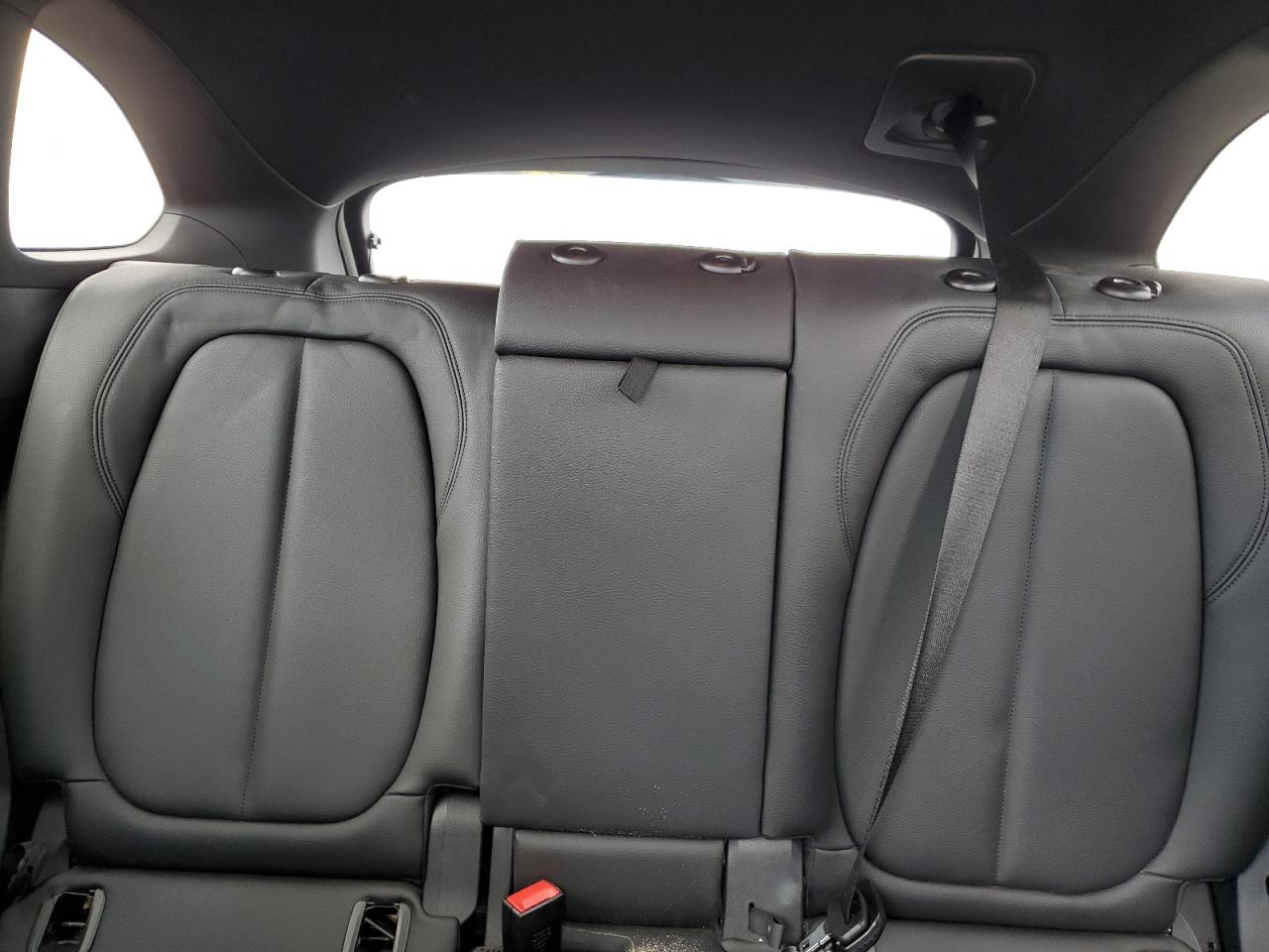 2016 BMW X1 VIN WBXHT3C32G5E55579 Copart auction photo, front end / side damage thumbnail 10