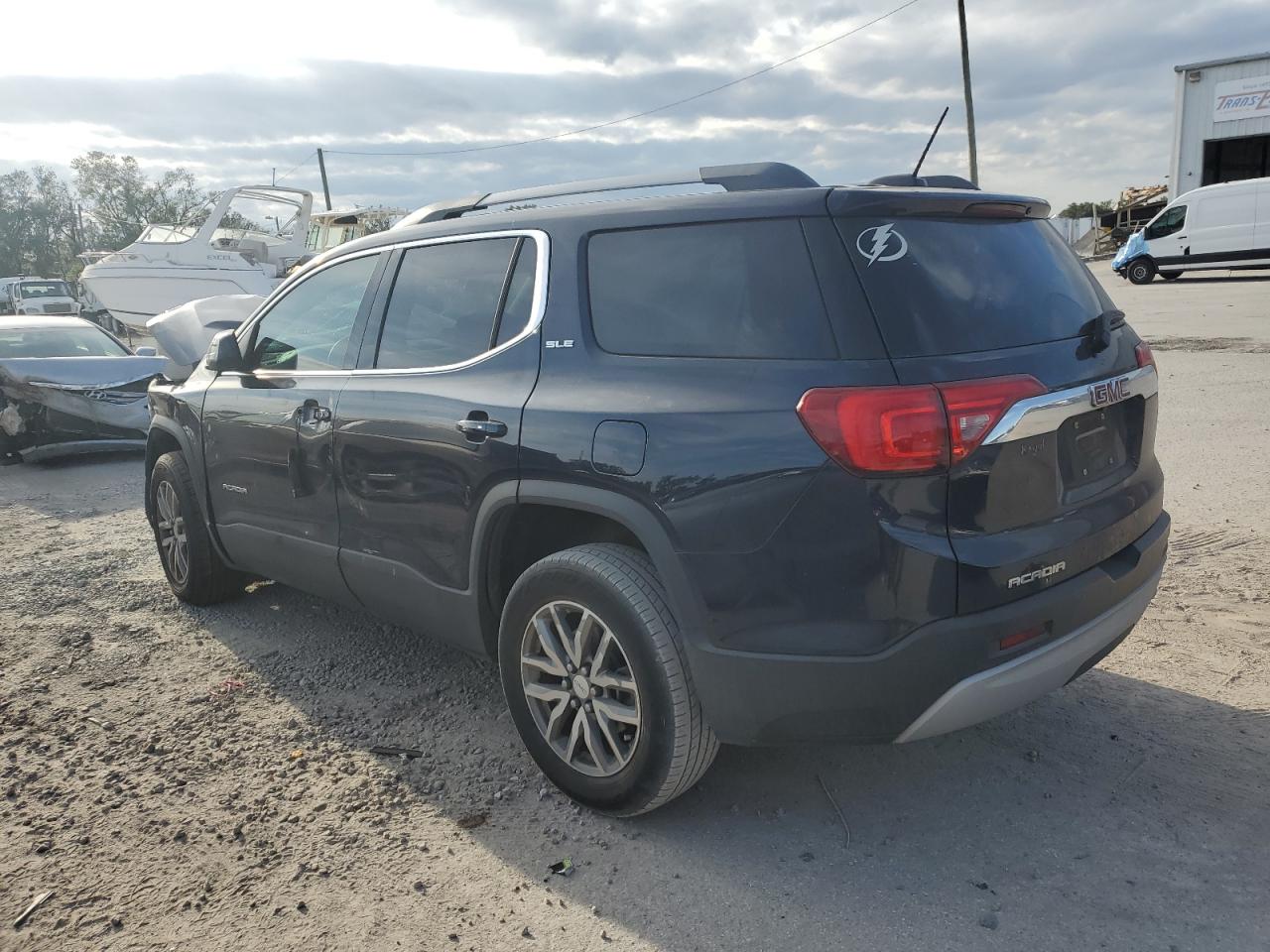 2017 GMC Acadia VIN 1GKKNLLA9HZ266368 Copart auction photo, front end damage thumbnail 2