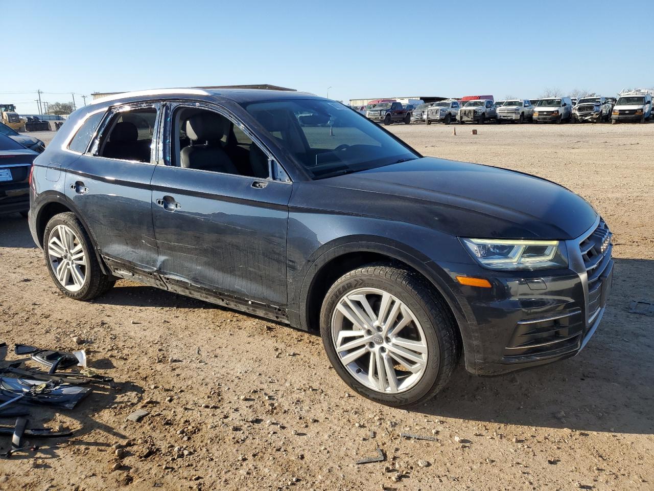 2018 Audi Q5 VIN WA1BNAFYXJ2159119 Copart auction photo, side / minor dent/scratches damage thumbnail 4