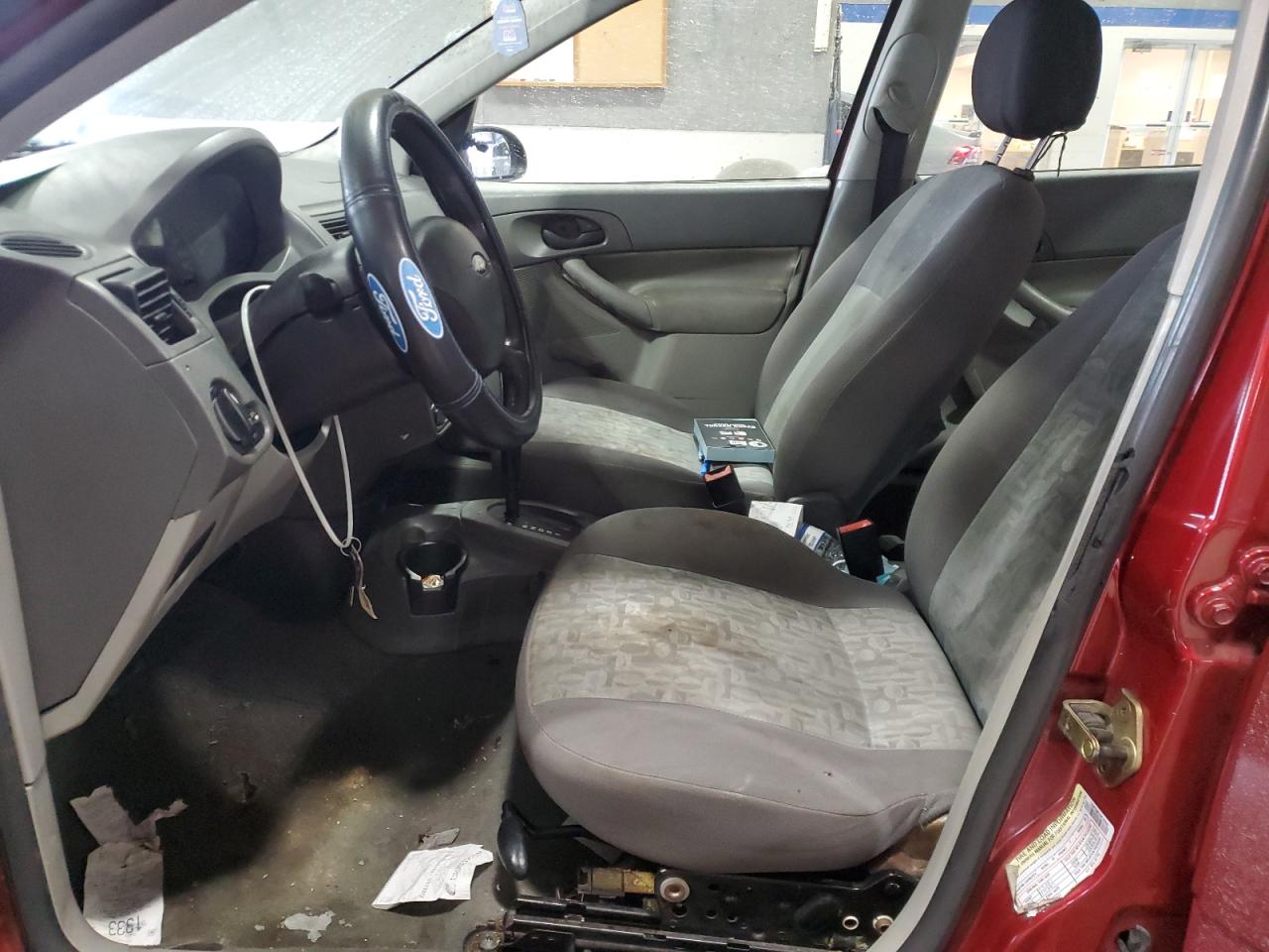 2005 Ford Focus VIN 1FAFP34N35W105963 Copart auction photo, all over / minor dent/scratches damage thumbnail 7