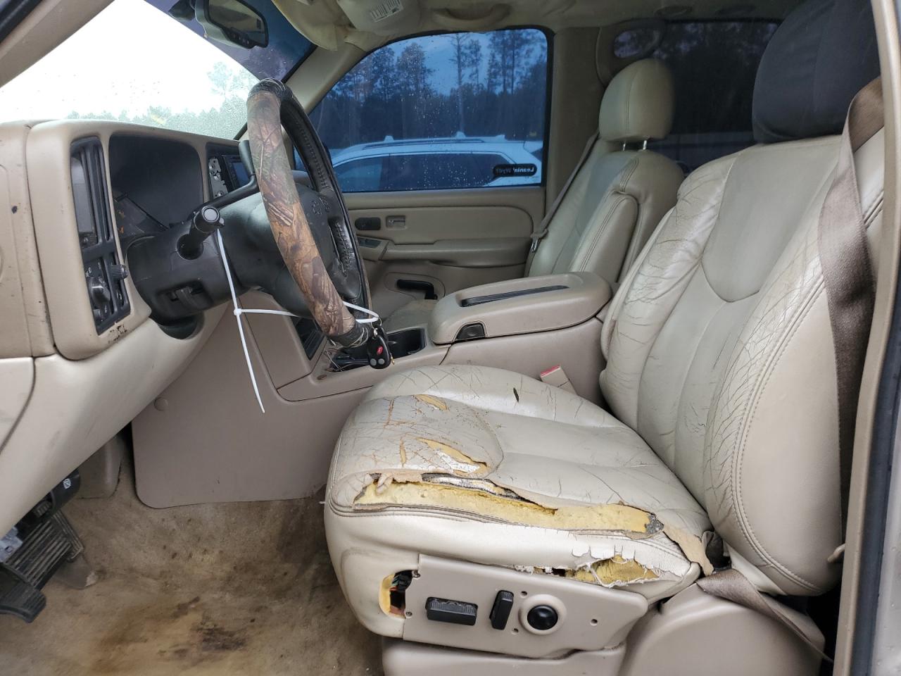 2005 Chevrolet Tahoe VIN 1GNEC13T75R179933 Copart auction photo, rear end damage thumbnail 7