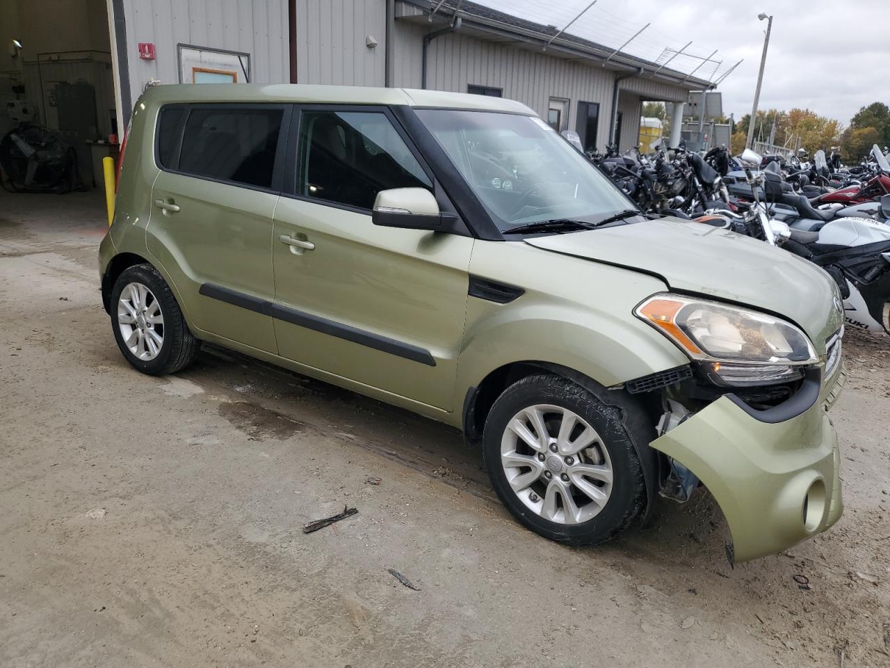 2013 KIA Soul VIN KNDJT2A61D7552081 Copart auction photo, front end damage thumbnail 4