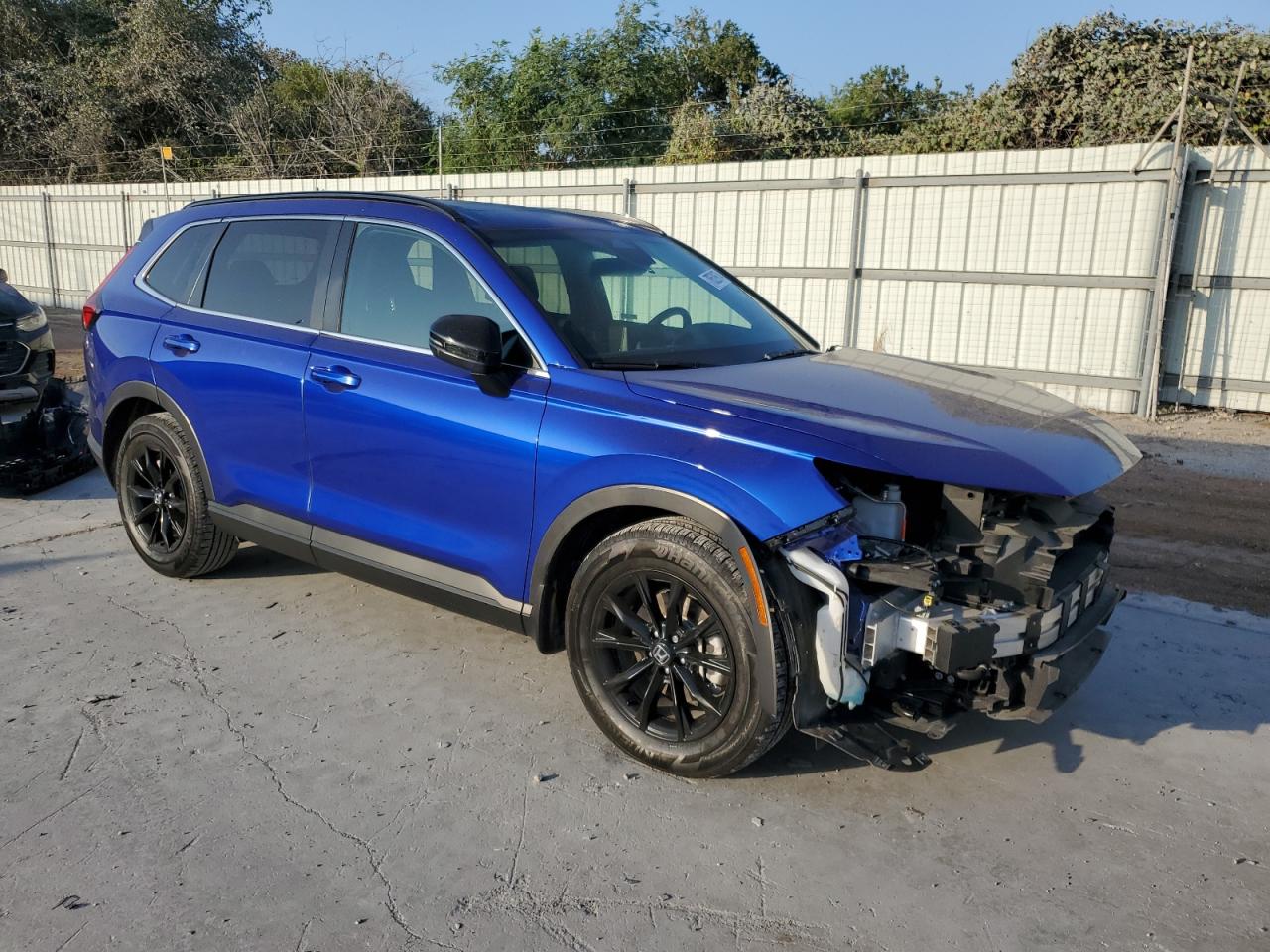 2023 Honda CR-V VIN 7FARS5H51PE011216 Copart auction photo, front end damage thumbnail 4