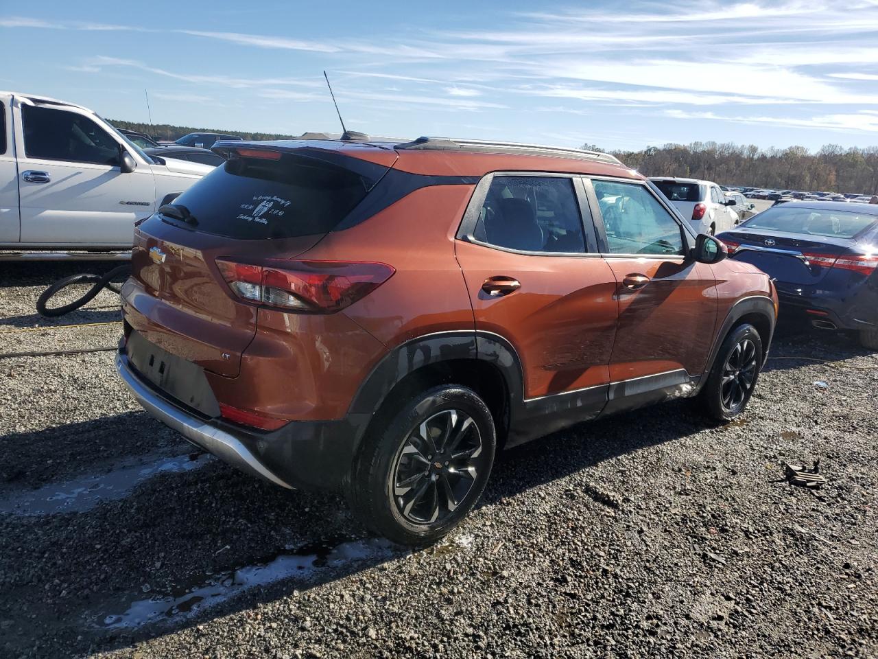 2021 Chevrolet TrailBlazer VIN KL79MPS29MB149324 Copart auction photo, front end damage thumbnail 3