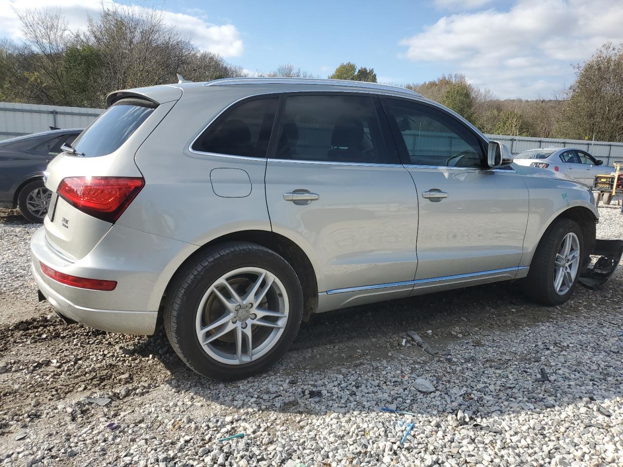 2017 Audi Q5 VIN WA1L2AFP4HA082610 Copart auction photo, front end damage thumbnail 3