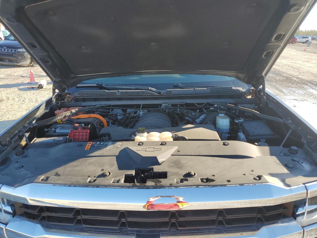 2018 Chevrolet Silverado VIN 3GCUCRER8JG398897 Copart auction photo, side / undercarriage damage thumbnail 11