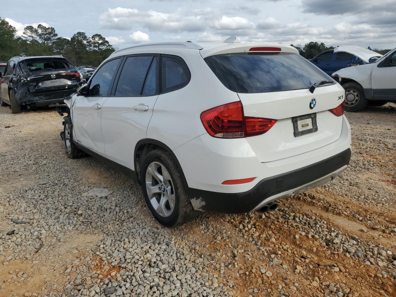 2015 BMW X1 VIN WBAVM1C5XFVZ93734 Copart auction photo, front end / side damage thumbnail 2