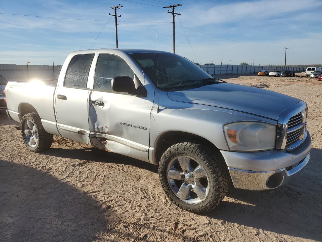2007 Dodge RAM VIN 1D7HA18PX7S152007 Copart auction photo, water/flood / side damage thumbnail 4