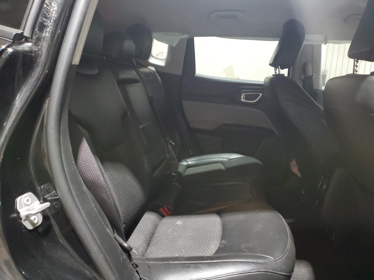 2022 Jeep Compass VIN 3C4NJDBB6NT186064 Copart auction photo, all over / top/roof damage thumbnail 11