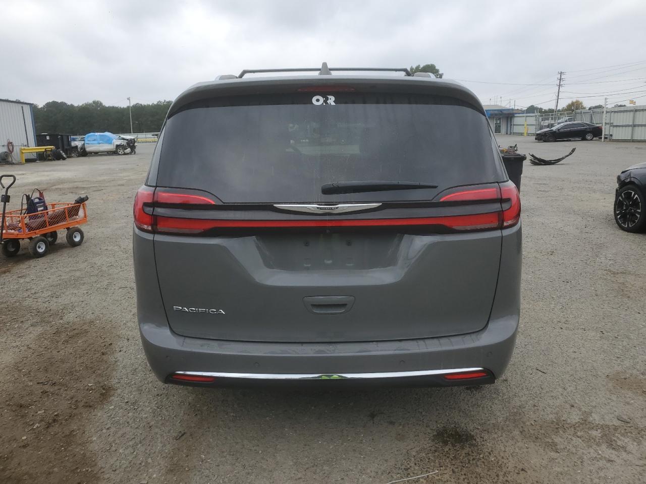 2021 Chrysler Pacifica VIN 2C4RC1BG8MR600405 Copart auction photo, hail damage thumbnail 6