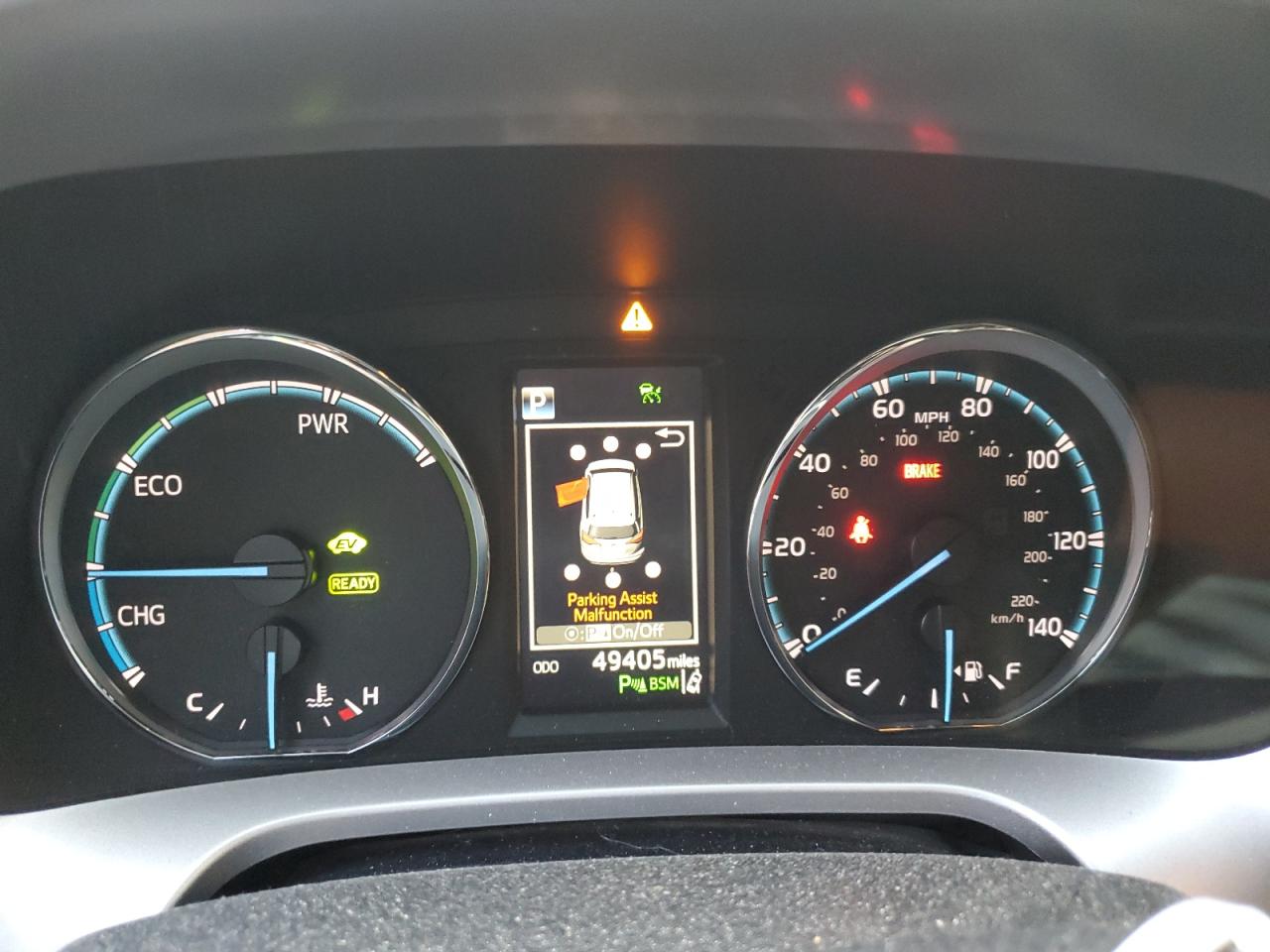 2018 Toyota RAV 4 VIN JTMDJREV6JD245399 Copart auction photo, front end / minor dent/scratches damage thumbnail 9