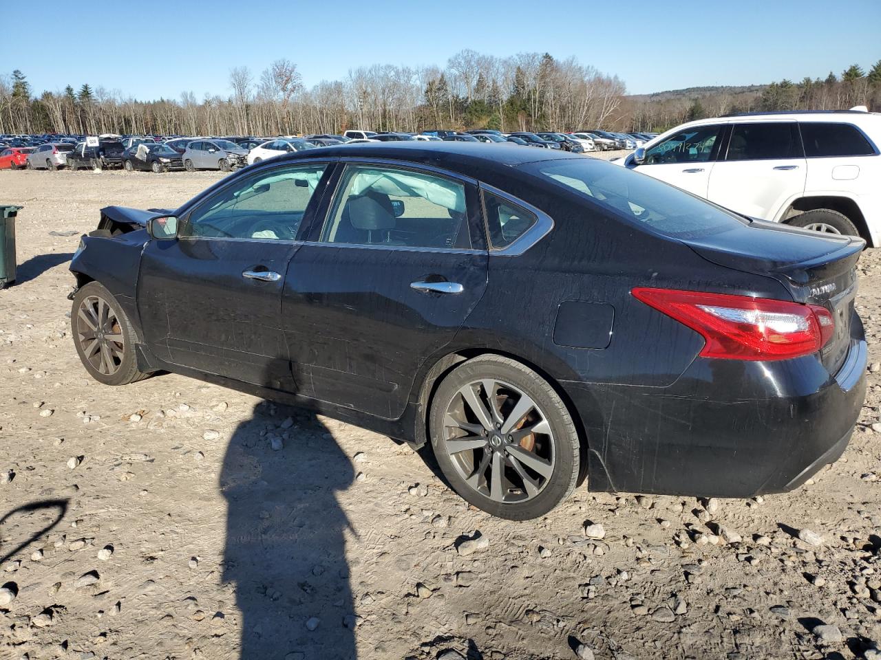 2016 Nissan Altima VIN 1N4AL3AP0GC196710 Copart auction photo, front end / minor dent/scratches damage thumbnail 2