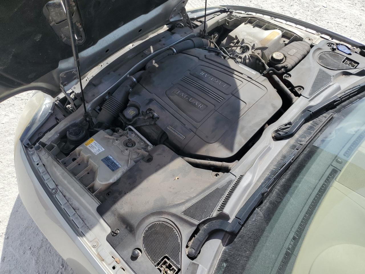2010 Jaguar XKR VIN SAJWA4EC8AMB34772 Copart auction photo, water/flood / side damage thumbnail 11