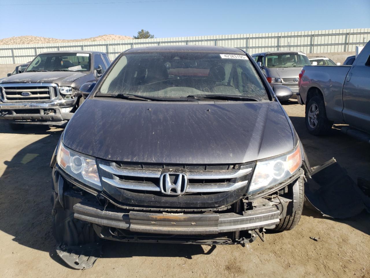 2016 Honda Odyssey VIN 5FNRL5H61GB142289 Copart auction photo, front end / side damage thumbnail 5