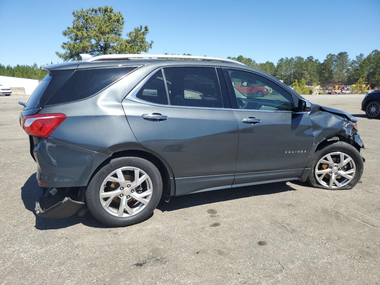 2019 Chevrolet Equinox VIN 2GNAXXEV4K6249383 Copart auction photo, rear end / all over damage thumbnail 3