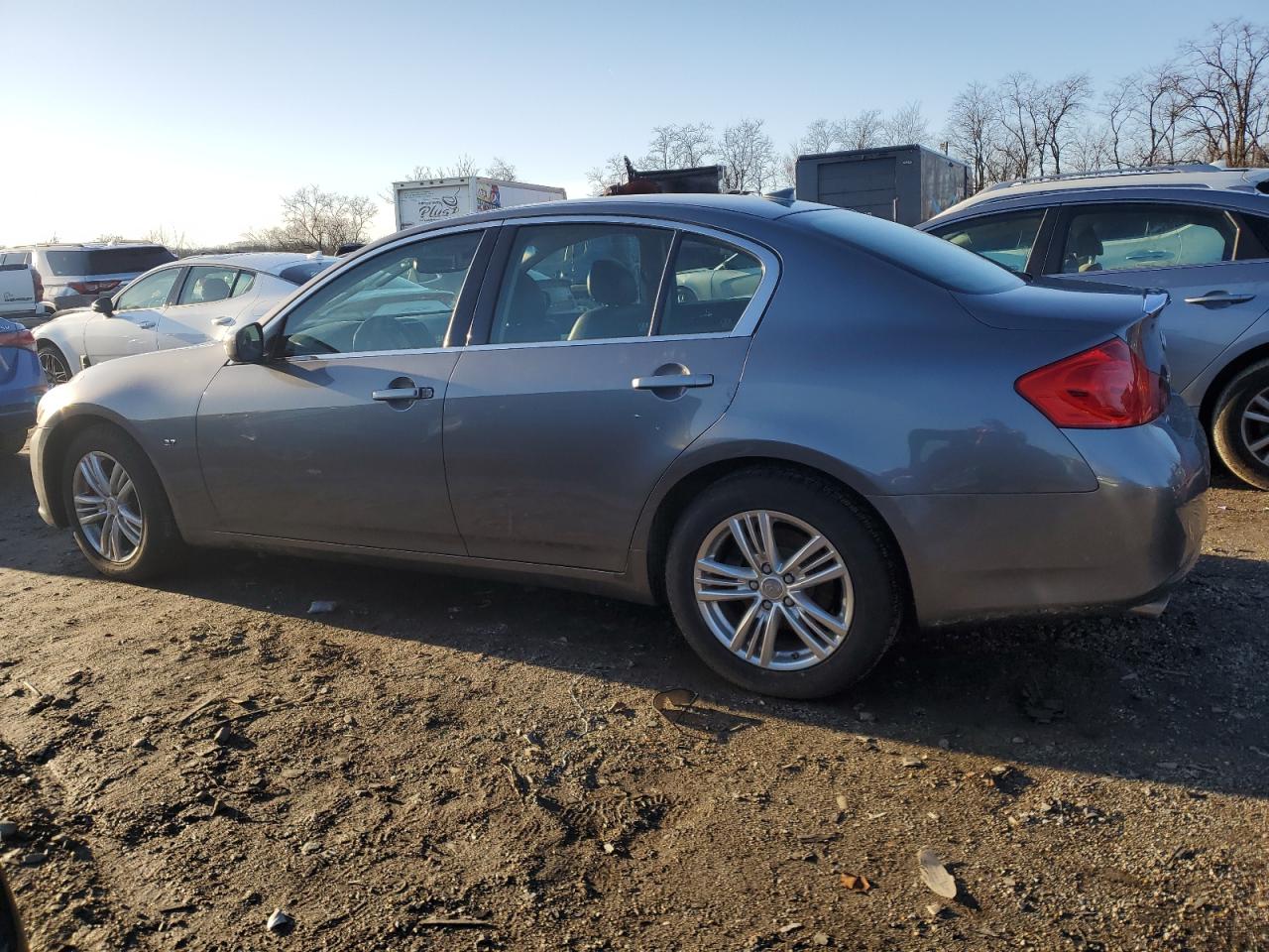2015 Infiniti Q40 VIN JN1CV6AR4FM524898 Copart auction photo, front end / minor dent/scratches damage thumbnail 2