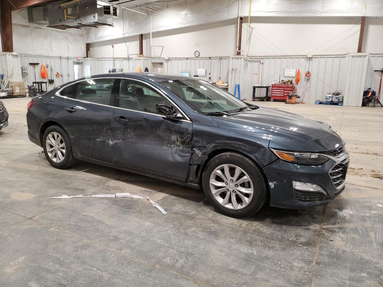 2020 Chevrolet Malibu VIN 1G1ZD5ST5LF092202 Copart auction photo, front end / side damage thumbnail 4