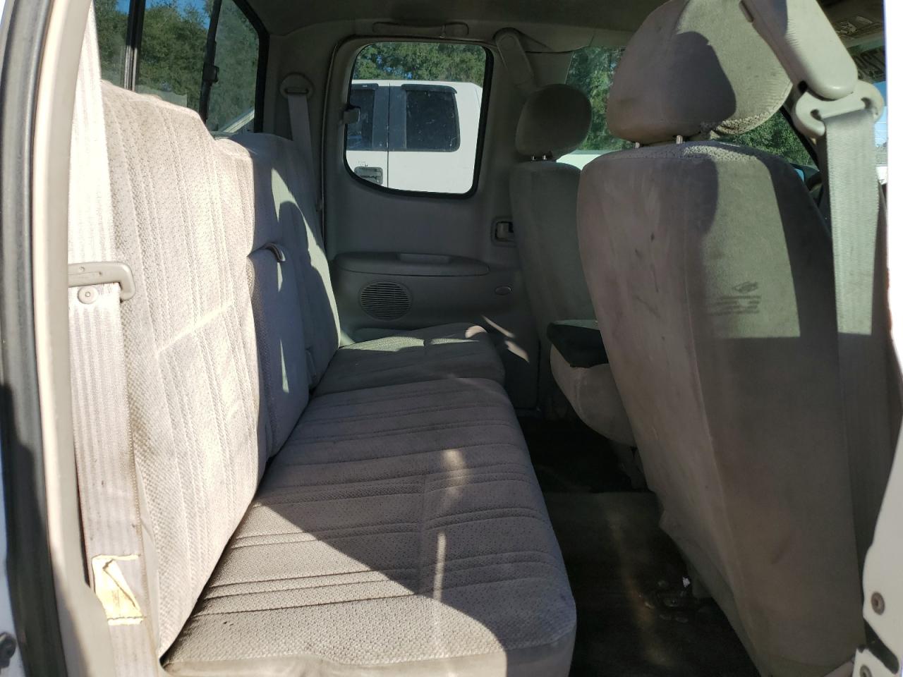 2000 Toyota Tundra VIN 5TBRT3412YS070328 Copart auction photo, front end damage thumbnail 10
