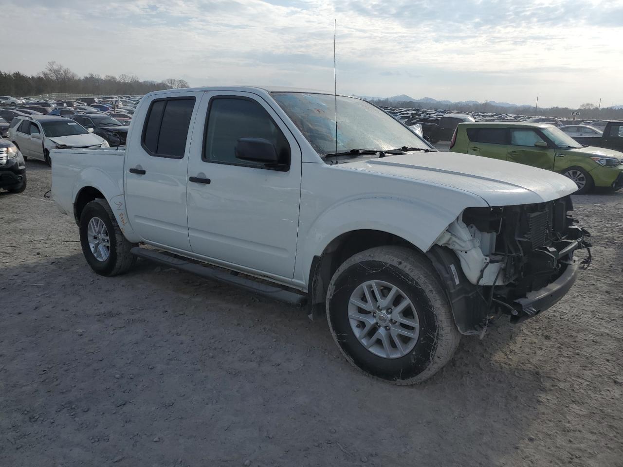 2019 Nissan Navara (Frontier) VIN 1N6DD0EV8KN745804 Copart auction photo, all over damage thumbnail 4