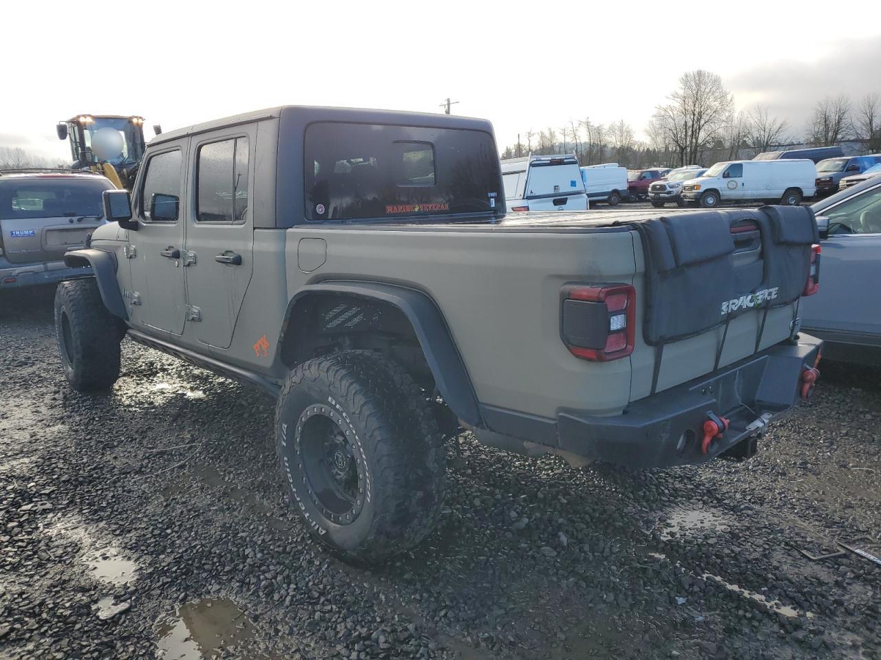 2020 Jeep Gladiator VIN 1C6HJTFG8LL147702 Copart auction photo, front end damage thumbnail 2