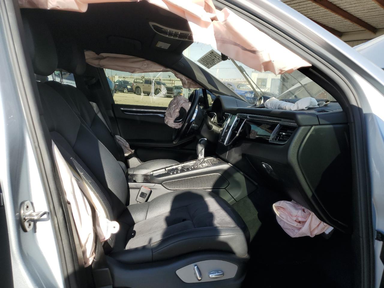 2017 Porsche Macan VIN WP1AA2A53HLB82177 Copart auction photo, all over / side damage thumbnail 7