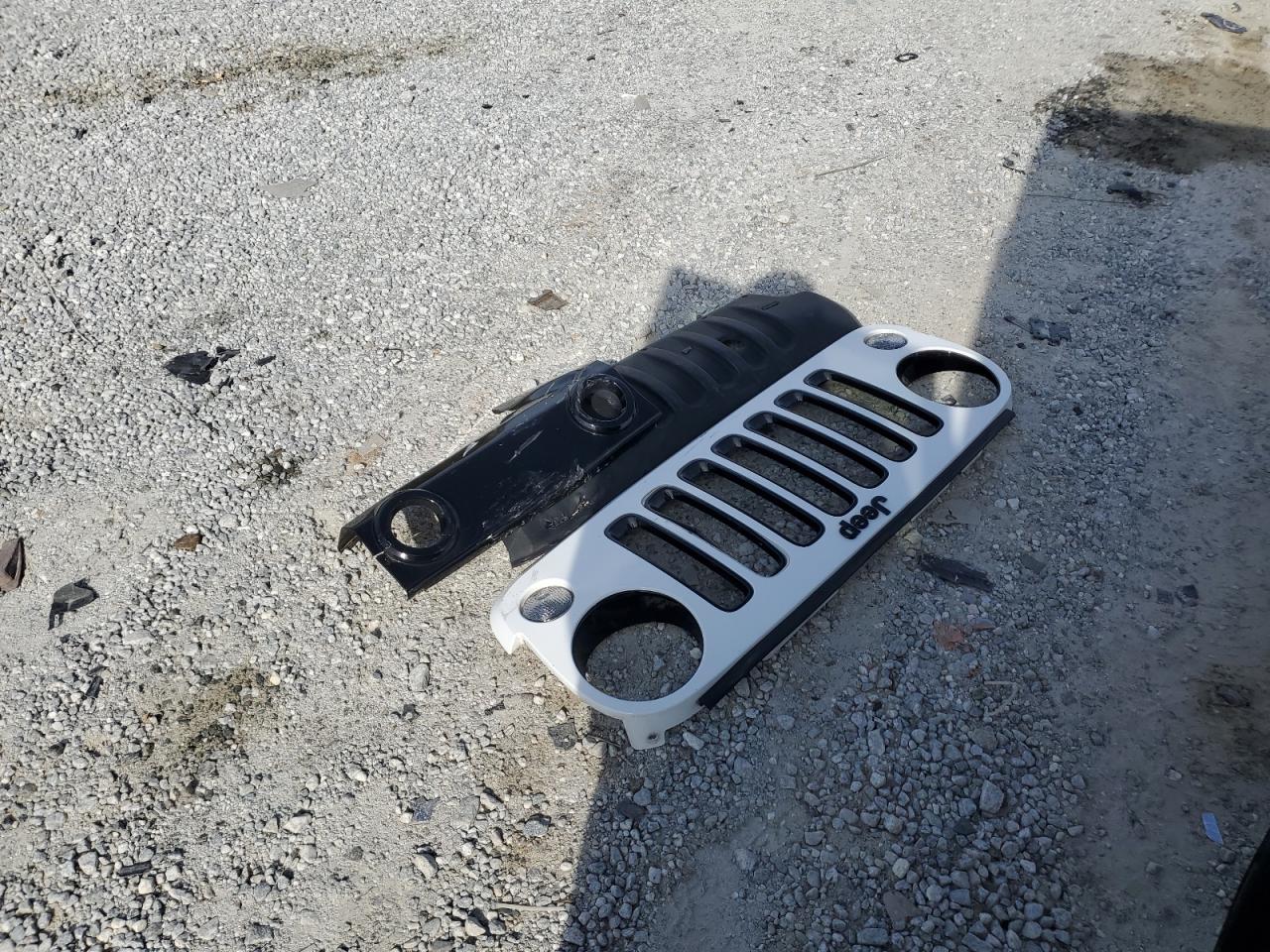 2014 Jeep Wrangler VIN 1C4BJWEGXEL184271 Copart auction photo, front end / undercarriage damage thumbnail 13