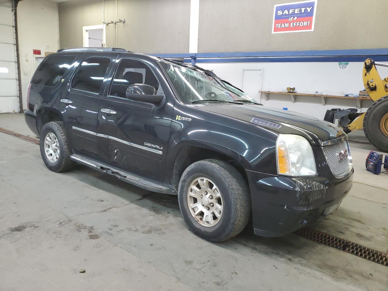 2012 GMC Yukon VIN 1GKS2GEJ3CR216992 Copart auction photo, rollover damage thumbnail 4