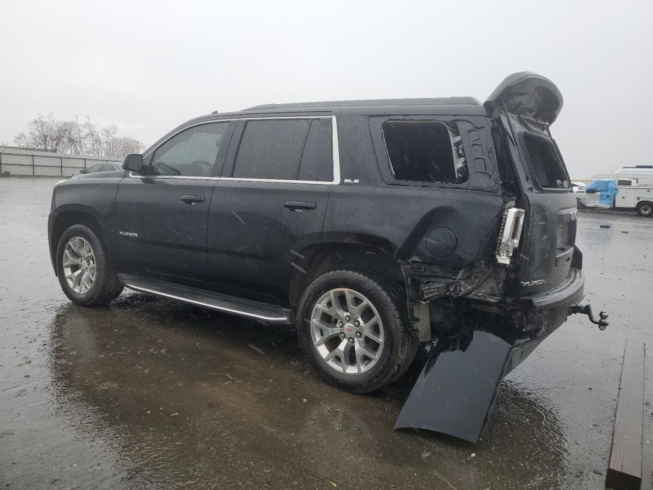2016 GMC Yukon VIN 1GKS1AKC0GR265465 Copart auction photo, rear end damage thumbnail 2