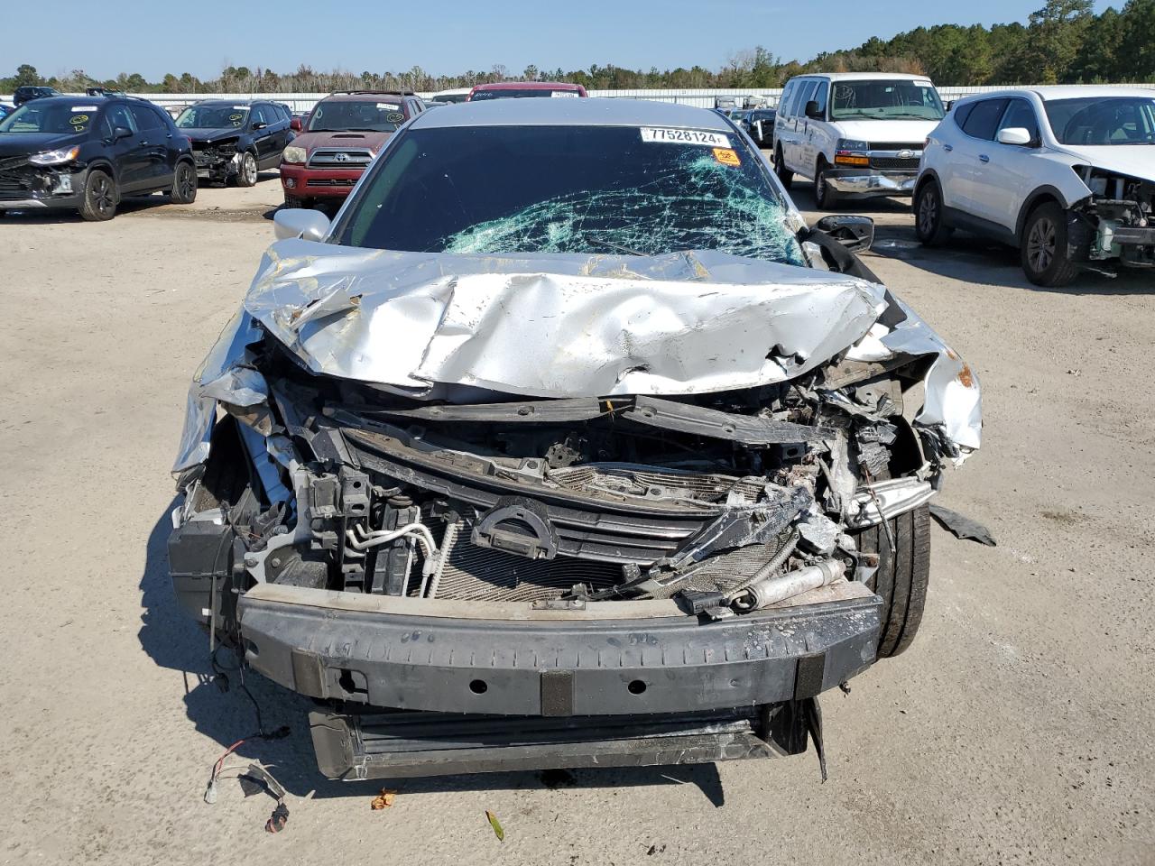 2016 Nissan Altima VIN 1N4AL3AP6GC223893 Copart auction photo, front end damage thumbnail 5