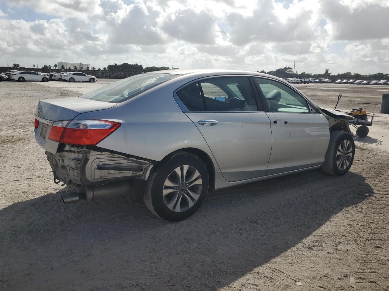 2014 Honda Accord VIN 1HGCR2F31EA225238 Copart auction photo, front end / rear end damage thumbnail 3