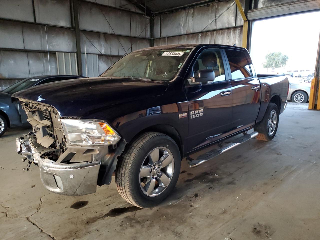 2017 RAM 1500 VIN 1C6RR6LT9HS841375