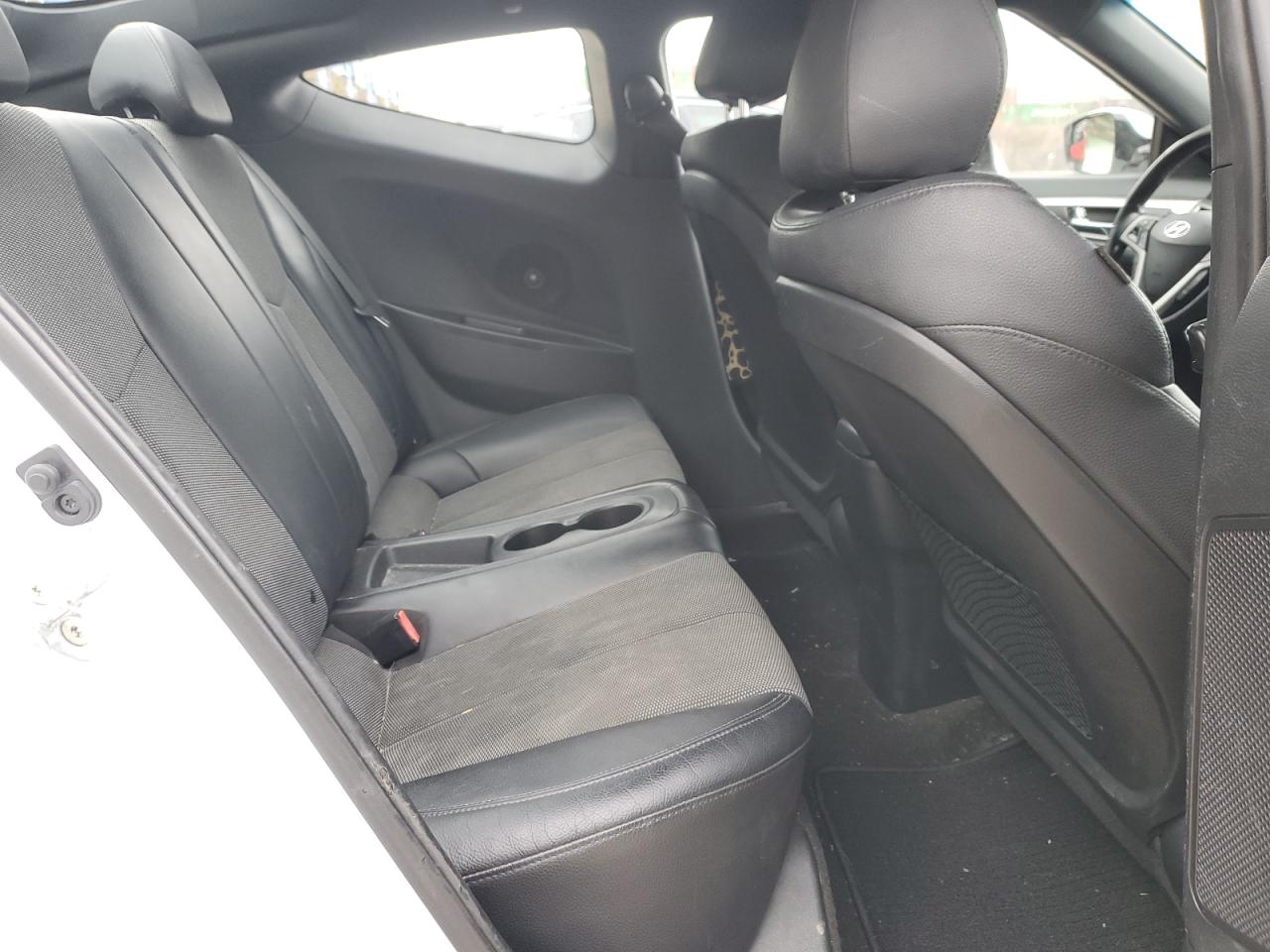 2016 Hyundai Veloster VIN KMHTC6AD4GU274812 Copart auction photo, front end damage thumbnail 10