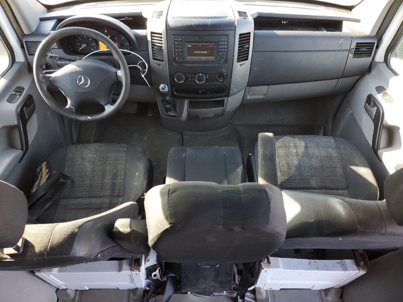 2014 Mercedes-Benz Sprinter VIN WD3PE7DC2E5830772 Copart auction photo, side / front end damage thumbnail 8