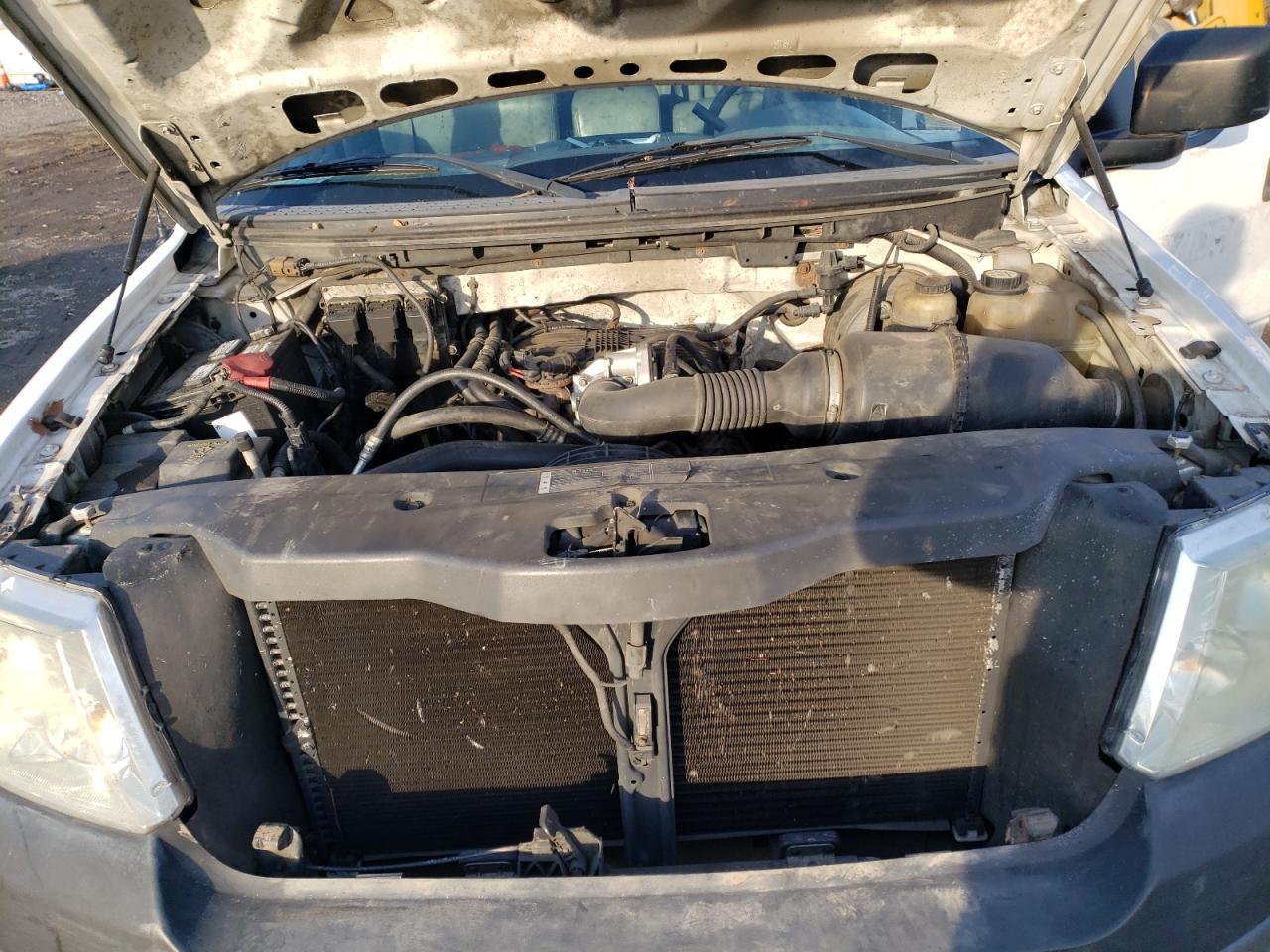 2007 Ford F-150 VIN 1FTRF12287NA13764 Copart auction photo, all over / minor dent/scratches damage thumbnail 11