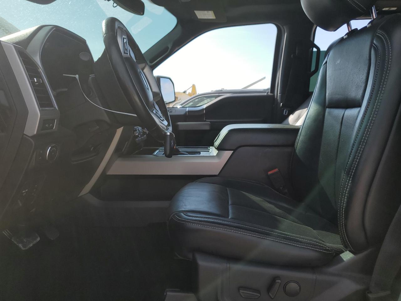 2019 Ford F-150 VIN 1FTEW1CP2KFB77247 Copart auction photo, biohazard/chemical / minor dent/scratches damage thumbnail 7