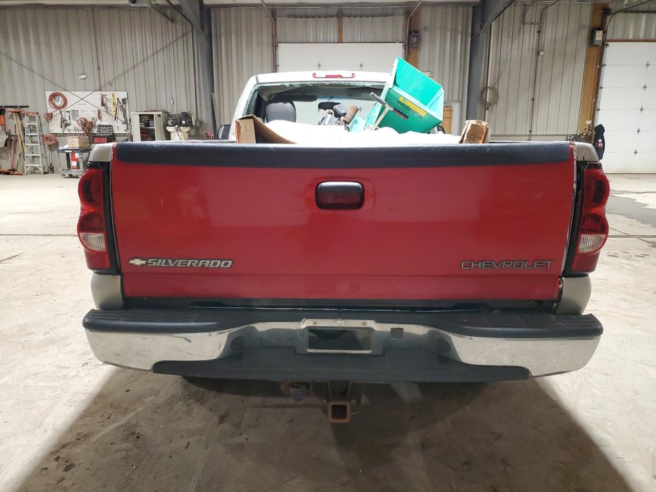 2005 Chevrolet Silverado VIN 1GCHK24U75E202513 Copart auction photo, front end / rear end damage thumbnail 6