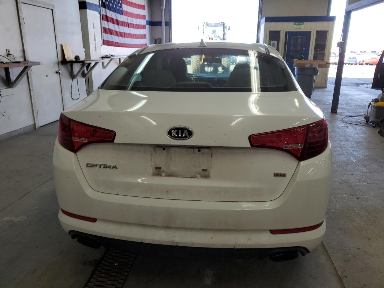 2012 KIA Optima VIN 5XXGM4A76CG037496 Copart auction photo, front end / side damage thumbnail 6
