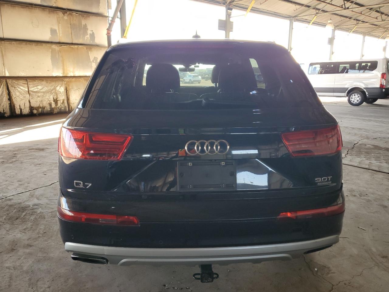 2017 Audi Q7 VIN WA1LAAF7XHD027046 Copart auction photo, minor dent/scratches damage thumbnail 6
