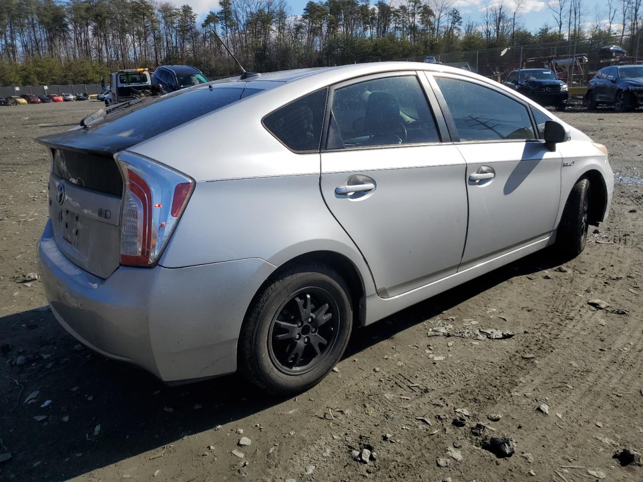 2013 Toyota Prius VIN JTDKN3DU4D1647557 Copart auction photo, minor dent/scratches / mechanical damage thumbnail 3