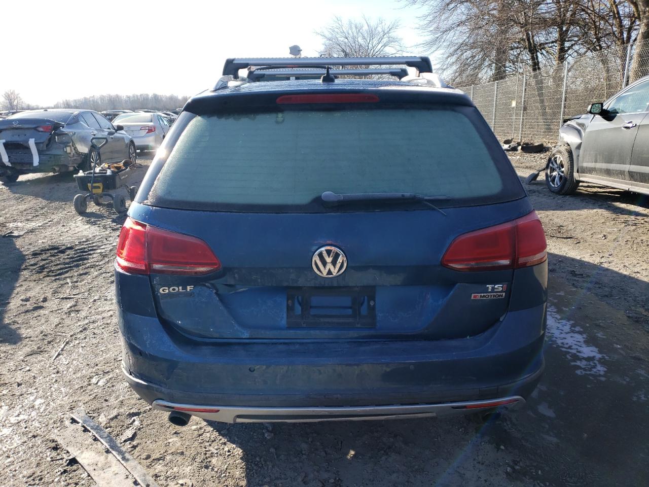 2017 Volkswagen Golf VIN 3VWH17AU3HM517356 Copart auction photo, rear end / side damage thumbnail 6
