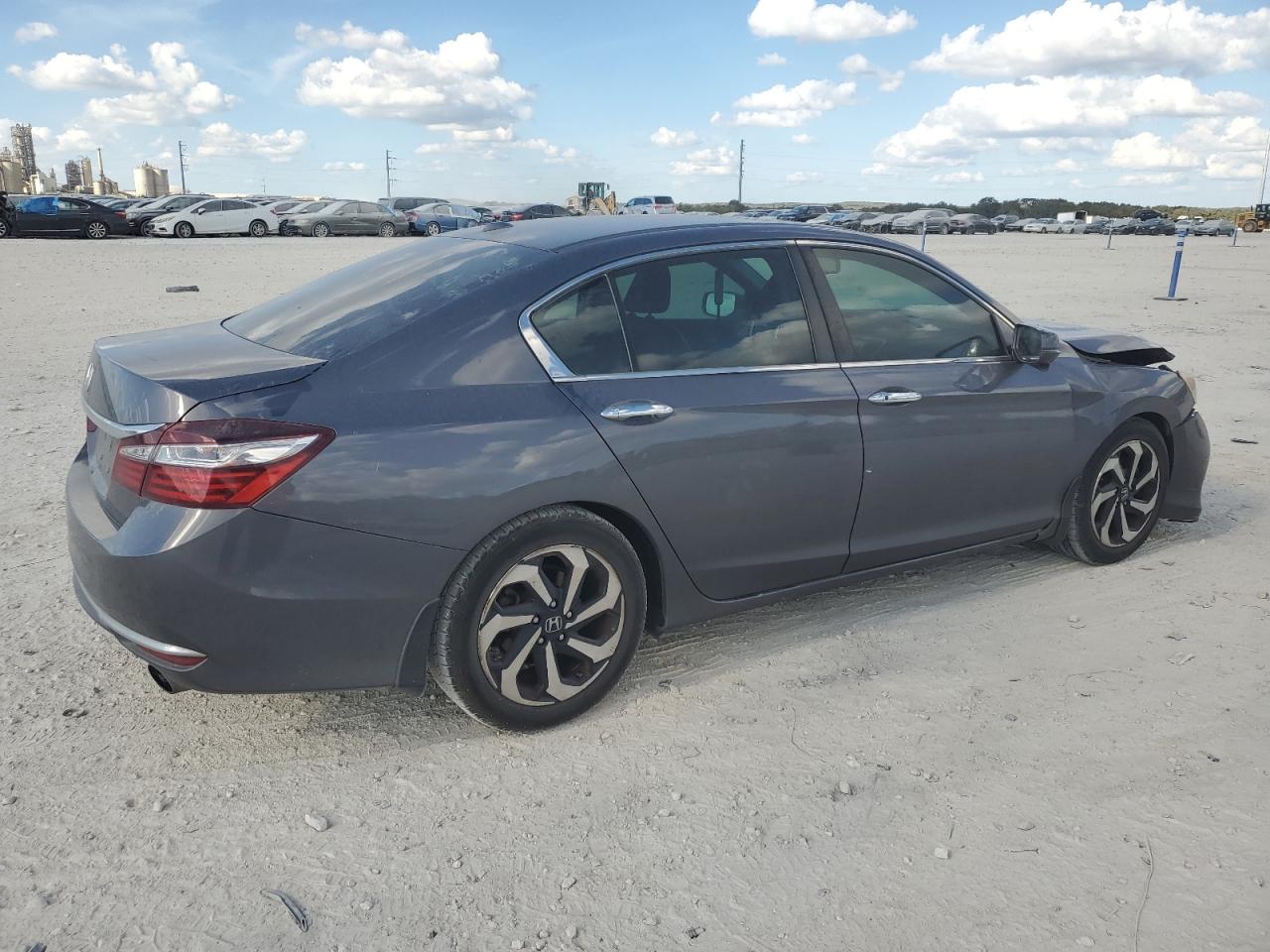 2016 Honda Accord VIN 1HGCR2F84GA042480 Copart auction photo, front end / hail damage thumbnail 3