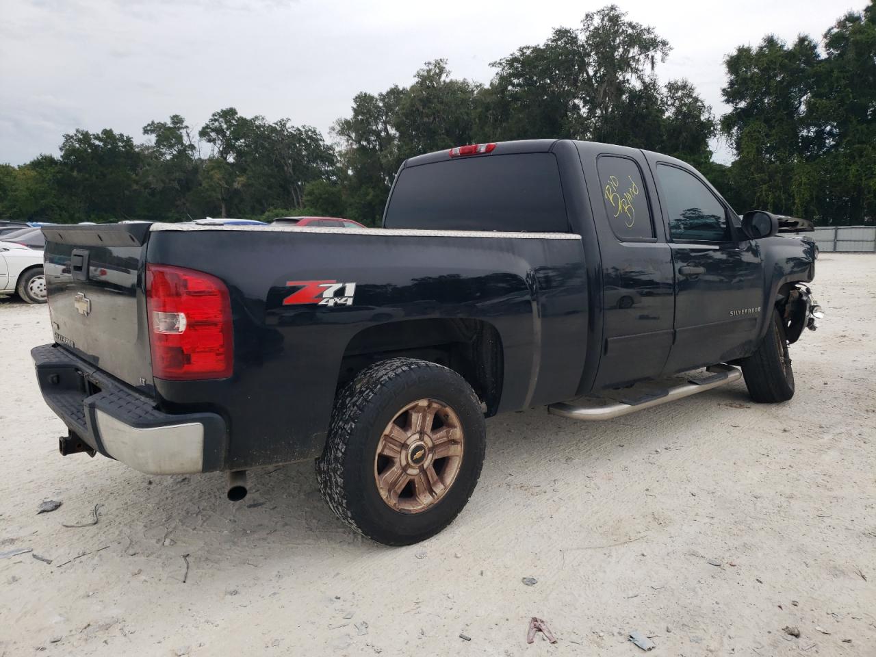 2009 Chevrolet Silverado VIN 1GCEK29009Z234744 Copart auction photo, front end damage thumbnail 3