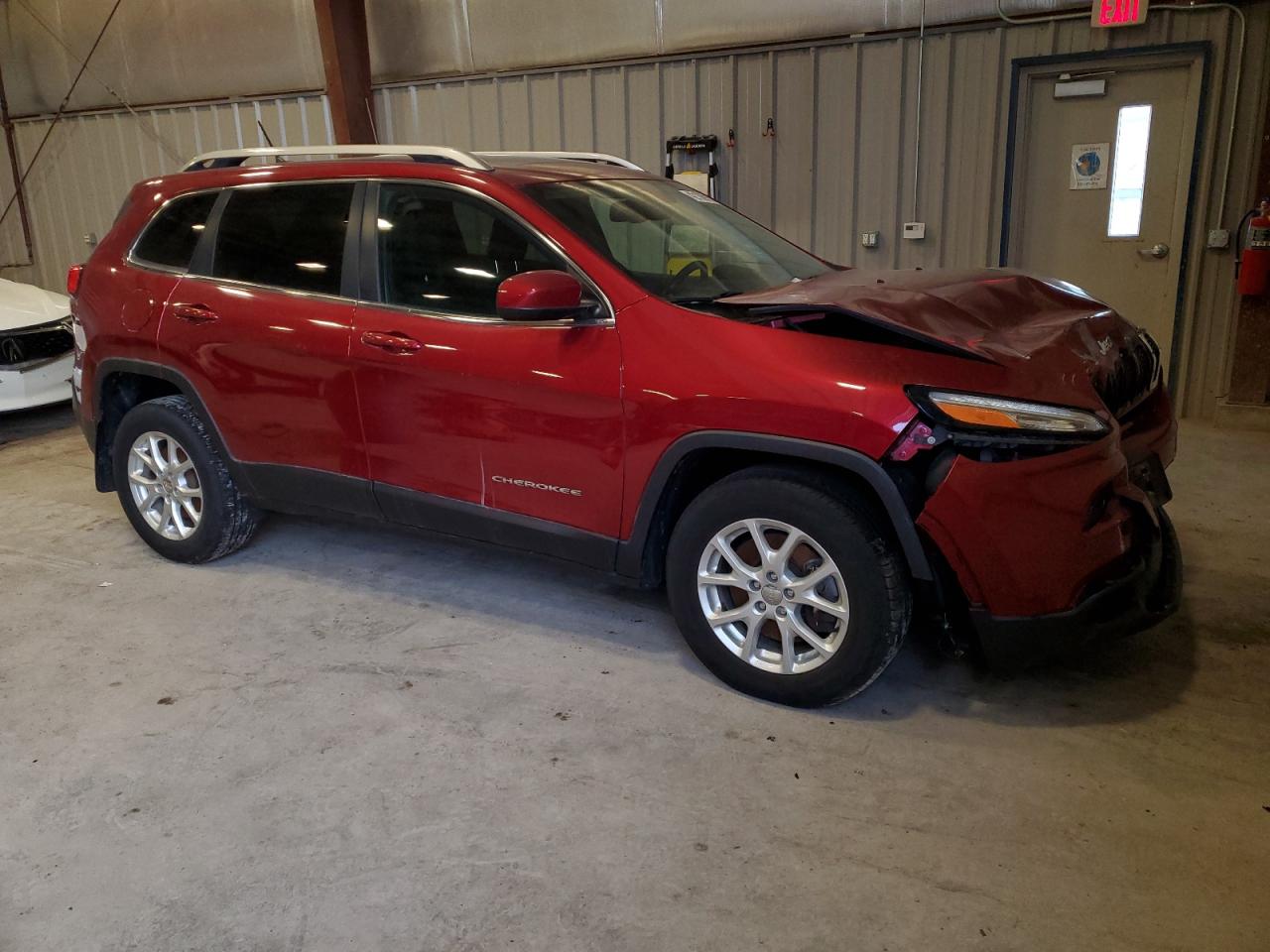2015 Jeep Grand Cherokee VIN 1C4PJMCS9FW668210 Copart auction photo, front end damage thumbnail 4