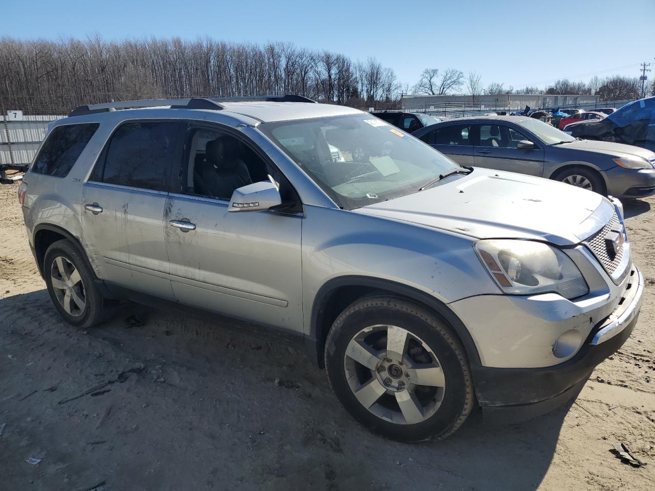 2010 GMC Acadia VIN 1GKLVMED6AJ193384 Copart auction photo, vandalism / front end damage thumbnail 4