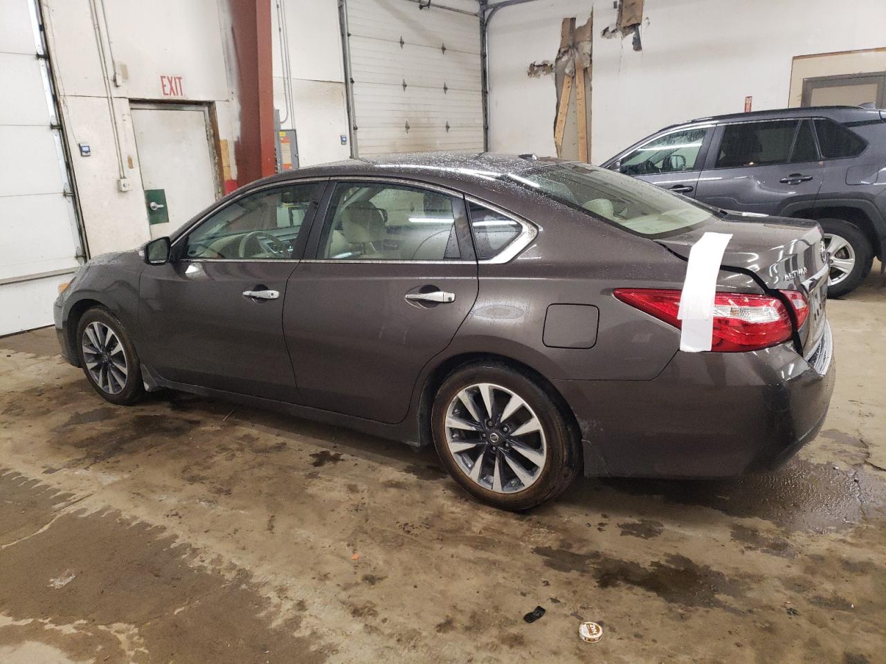 2017 Nissan Altima VIN 1N4AL3AP4HC131800 Copart auction photo, rear end damage thumbnail 2
