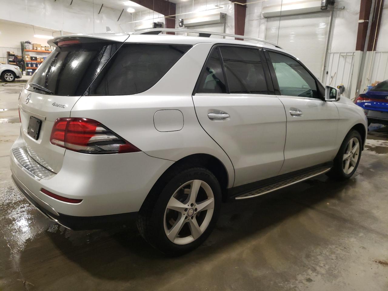 2016 Mercedes-Benz GLE VIN 4JGDA5HB3GA769254 Copart auction photo, front end damage thumbnail 3