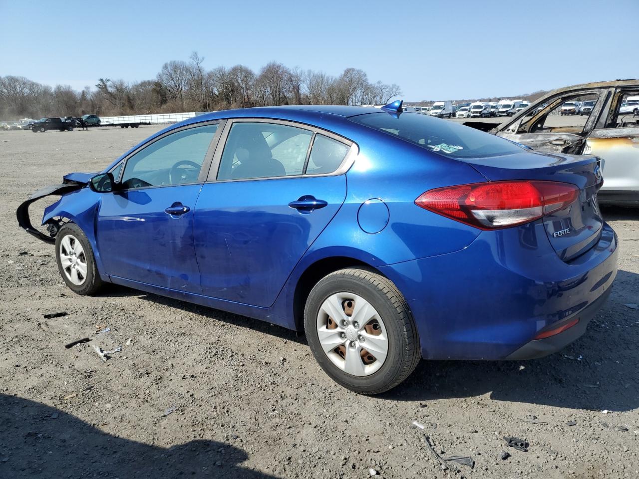 2017 KIA Forte VIN 3KPFL4A71HE092324 Copart auction photo, front end / side damage thumbnail 2