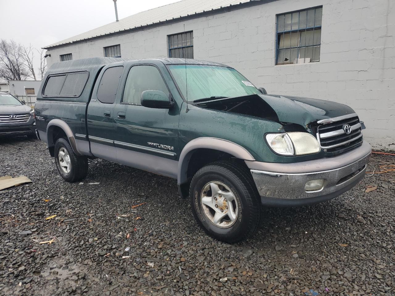 2002 Toyota Tundra VIN 5TBBT481X2S239195 Copart auction photo, front end damage thumbnail 4
