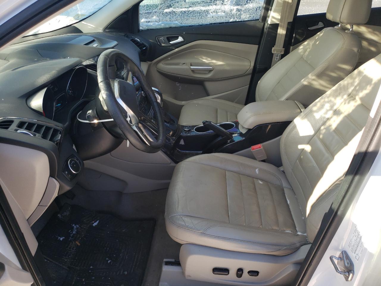 2016 Ford Escape VIN 1FMCU9J90GUB86012 Copart auction photo, all over damage thumbnail 7